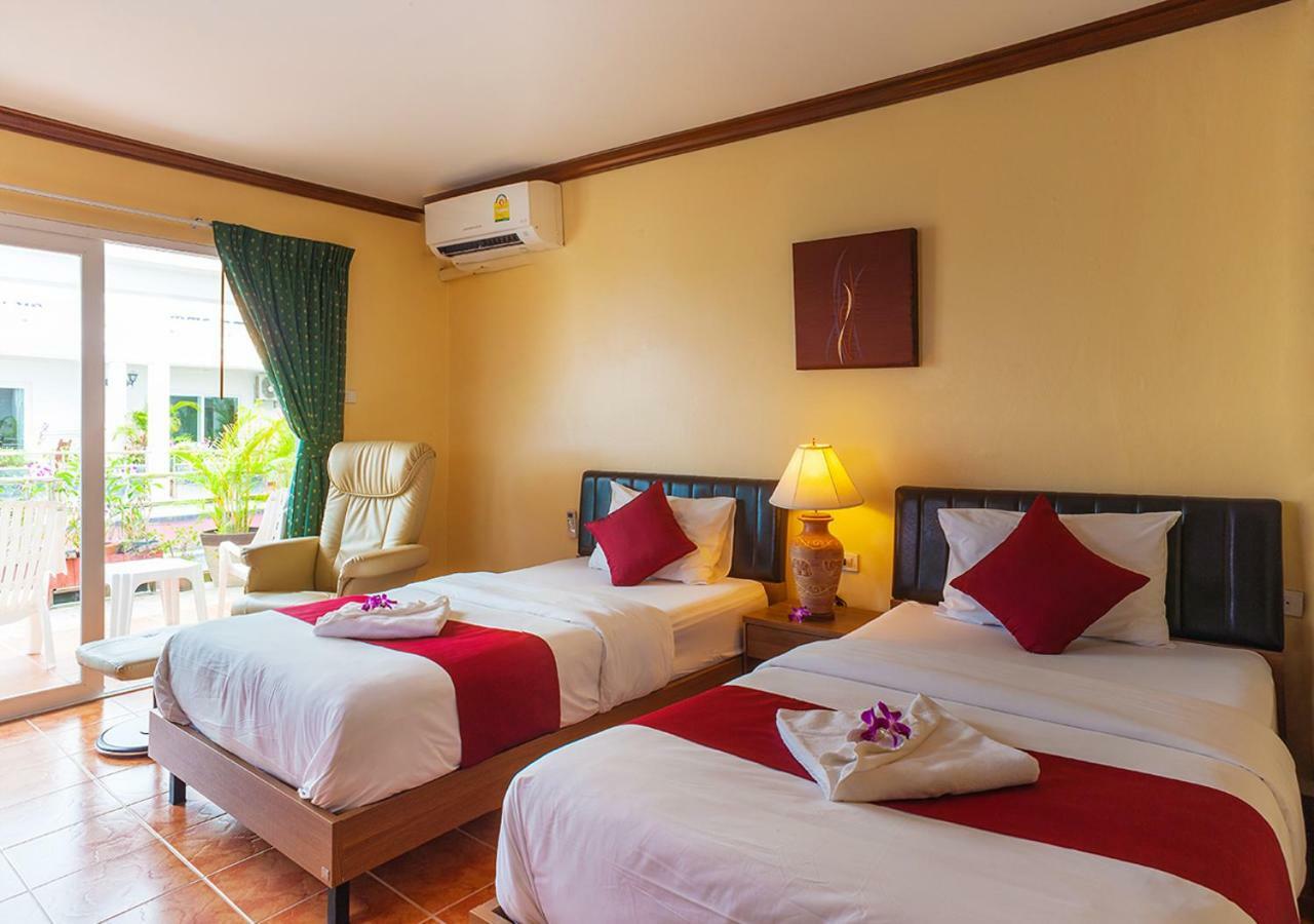 Patong Karlssons Hotel Exterior photo